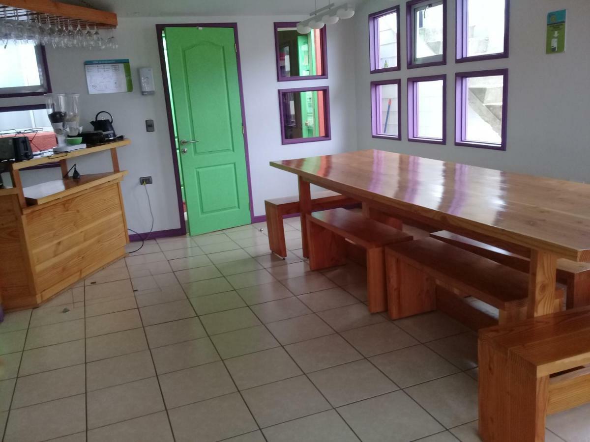 וינה דל מר Hostal Casa Yolanda מראה חיצוני תמונה